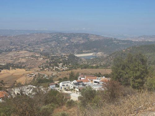 Υπό πλήρη έλεγχο φωτιά στην περιοχή Κελιών, αφού έκαψε 4 δεκάρια χόρτα