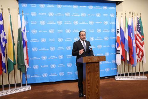 Του κάνει εντύπωση που κάποιοι επιλέγουν συνειδητά να πιστεύουν τον Τατάρ και όχι τον ίδιο, λέει ο ΠτΔ