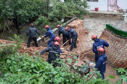 Πέντε νεκροί στον σεισμό στις Φιλιππίνες, σύμφωνα με τις αρχές
