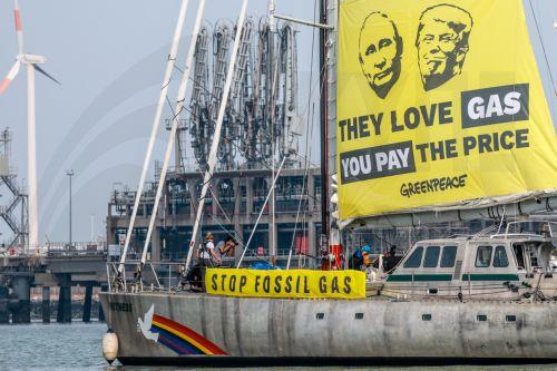 Η Greenpeace κατηγορεί πετρελαϊκές εταιρείες για υπερκέρδη λόγω πολέμου