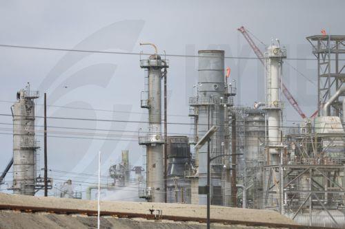 Διυλιστήριο στη Ρωσία διέκοψε την επεξεργασία αργού πετρελαίου λόγω επίθεσης ουκρανικών drones