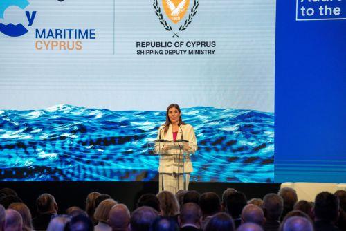 Να διασφαλίσουμε ανθεκτικότητα-ανταγωνιστικότητα ναυτιλίας είπε η Χατζημανώλη