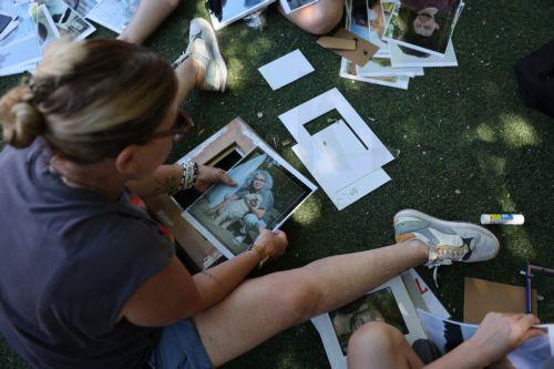 Πανηγυρισμοί στο Τελ Αβίβ μετά τη συμφωνία για επιστροφή ομήρων από Γάζα