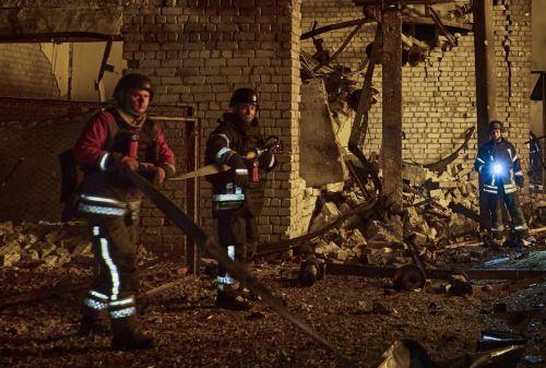 Επιδρομή Ρωσίας με πυραύλους και drones στο Κίεβο, περιοχές χωρίς ρεύμα