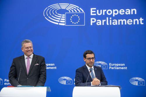 Πρόταση Κομισιόν για δασμούς 50% στον εισαγόμενο χάλυβα