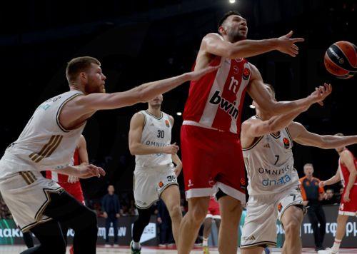 Περίπατος Ολυμπιακού στο ΣΕΦ για την 3η αγωνιστική της Euroleague