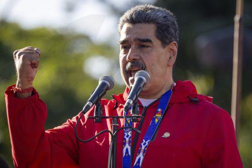 «Όχι στον τρελό πόλεμο» λέει ο Πρόεδρος Μαδούρο στους Αμερικανούς