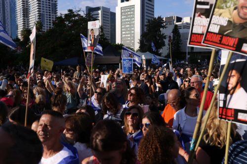 Εντός ισραηλινού εδάφους οι 7 όμηροι που απελευθερώθηκαν, σύμφωνα με τον στρατό