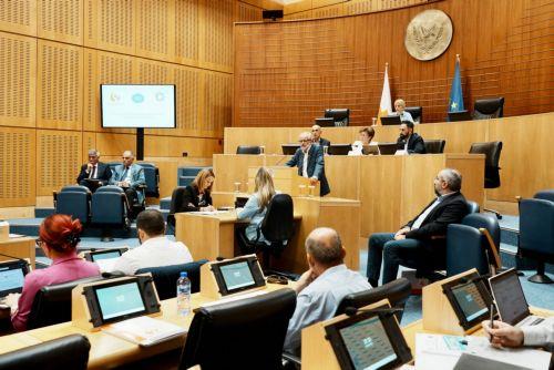 Εκεί που τελειώνει η δύναμη του ενός ξεκινά το θαύμα της ομάδας, είπε η ΠτΒ στην 11η Σύνοδο της Κοινωνίας των Πολιτών