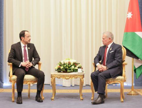 الرئيس خريستوذوليذيس يلتقي بالعاهل الأردني الملك عبد الله الثاني في شرم الشيخ