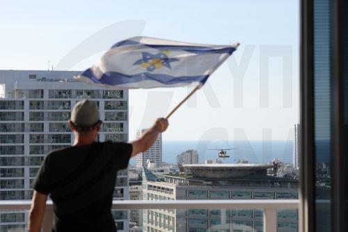 Η Χαμάς παρέδωσε στη ΔΕΕΣ τα λείψανα δύο ομήρων