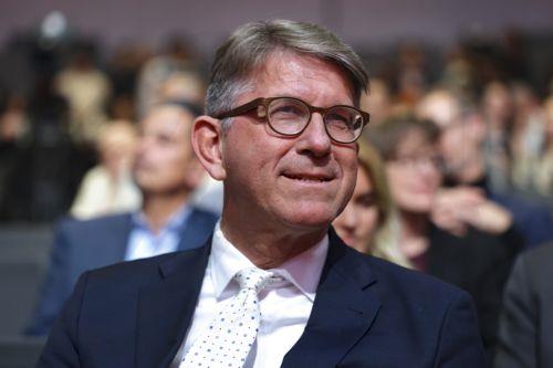 Για σύγκρουση συμφερόντων κατηγορεί η αντιπολίτευση στη Γερμανία τον Υφ. Πολιτισμού