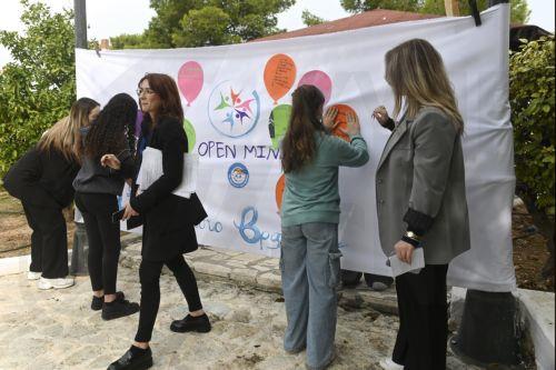 Επείγουσα η ανάγκη προστασίας των παιδιών λέει τοHope For Children