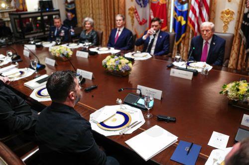 Ο Τραμπ κάλεσε τον Ζελένσκι να αποδεχθεί τους όρους της Ρωσίας, σύμφωνα με δημοσίευμα