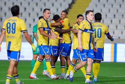 Στο 2-1 έληξε η αναμέτρηση ΑΠΟΕΛ-Ακρίτα