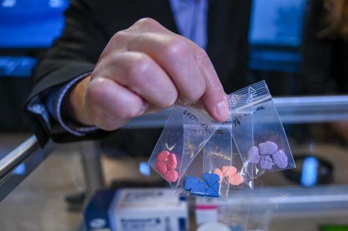 Βουλή: Ομόφωνη έγκριση ψηφίσματος για το δικαίωμα στη θεραπεία των χρηστών ναρκωτικών