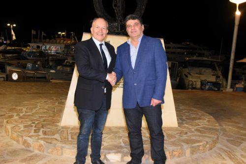 Συνάντηση Υφ. Ναυτιλίας Ελλάδας- Δημ. Αγίας Νάπας, τόνισαν σημασία συνεργασίας στον θαλάσσιο τουρισμό