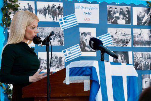 Με ενότητα, πίστη, πολιτική υπευθυνότητα να ξεπεράσουμε κάθε εμπόδιο λέει η ΠτΒ