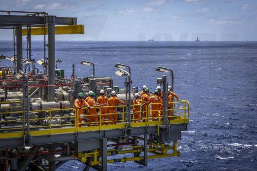 Η Βενεζουέλα «θα παραδώσει» ως και 50 εκατ. βαρέλια πετρελαίου στις ΗΠΑ λέει ο Τραμπ