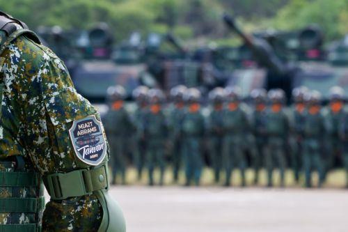 Οι ΗΠΑ ενέκριναν πωλήσεις όπλων αξίας $11 δισ. στην Ταϊβάν, η Κίνα αντιδρά