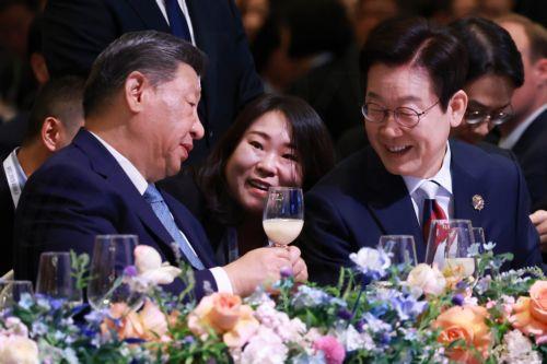 Πρόεδρος της Κίνας θα εργαστεί για ειρήνη στην Κορεατική Χερσόνησο, σύμφωνα με τη Σεούλ