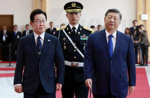 Ο Κινέζος Πρόεδρος υπόσχεται να εργαστεί για την ειρήνη στην Κορεατική Χερσόνησο