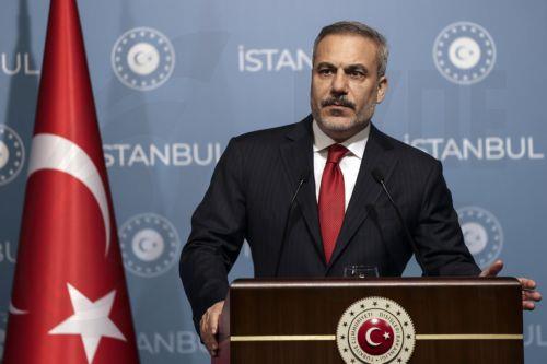 Επιβεβαίωσε συμμετοχή του σε μέρος της συνάντησης Τραμπ - αλ Σάρα ο Φιντάν