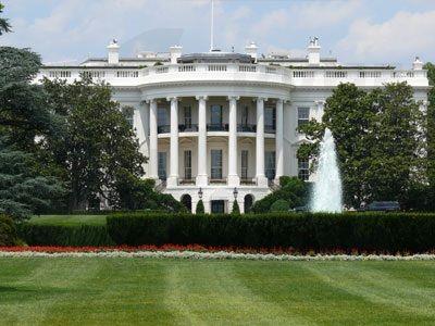 «Η κληρονομιά των Ελλήνων είναι παντού γύρω μας» λέει ο Τραμπ σε εκδήλωση για 25η Μαρτίου