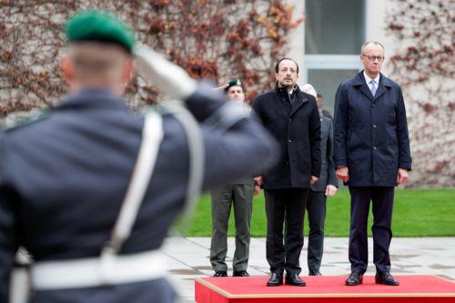 Christodoulides ve Mertz Kıbrıs meselesiyle ikili ilişkileri ele aldı