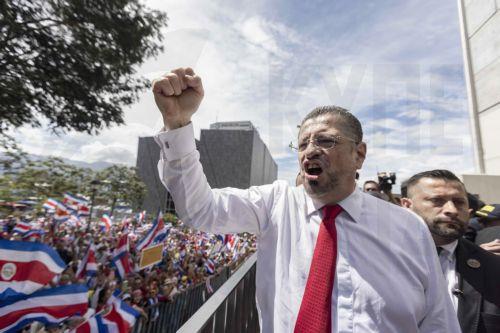 Η κοσταρικανή Κυβέρνηση κάνει λόγο για σχέδιο δολοφονίας του Προέδρου της χώρας