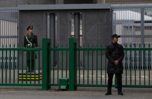 Η Ιαπωνία κάλεσε την Κίνα σε «κατάλληλες ενέργειες» μετά από ταξιδιωτική οδηγία