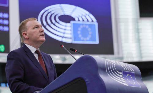 Συναντήσεις ΜακΓκραθ με τεχνολογικούς κολοσσούς στις ΗΠΑ