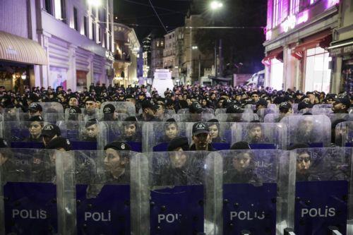 Τουρκία: Πορείες για την ημέρα εξάλειψης της βίας κατά των γυναικών