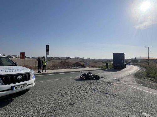 Σε κρίσιμη κατάσταση νοσηλεύεται στο ΓΝ Λάρνακας 28χρονος μοτοσυκλετιστής