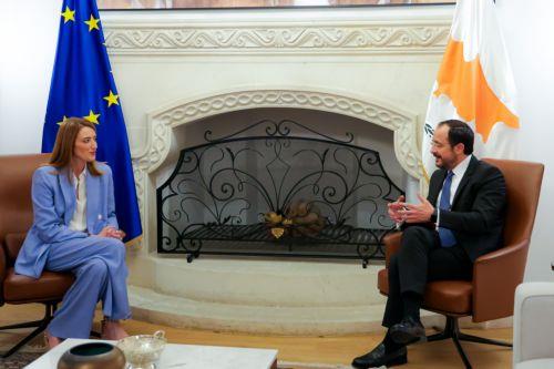 Στόχος μας ενίσχυση στρατηγικής αυτονομίας ΕΕ-προσέγγιση με την περιοχή, λέει ο ΠτΔ στη Μέτσολα