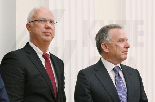 Πολιτείες των ΗΠΑ χαρακτηρίζει Γροιλανδία και Καναδά απεσταλμένος του Πούτιν