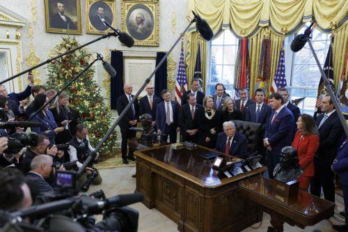 «Αρκετά καλή» η συνάντηση απεσταλμένων του με τον Πούτιν είπε ο Τραμπ