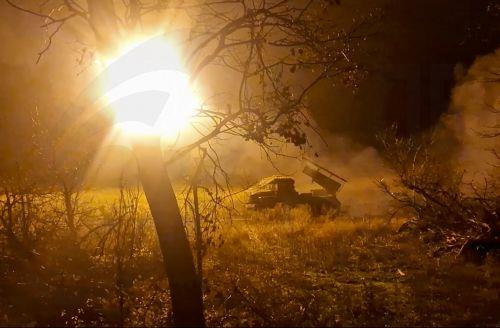 Η Ουκρανία λέει πως έπληξε μεγάλο χημικό εργοστάσιο στη Ρωσία