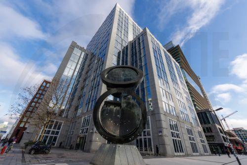 Η Ρωσία ζητάει αποζημίωση 230 δισ. δολαρίων από τη Euroclear