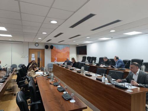 Στην Ολομέλεια πρόταση κατάργησης περιορισμού σε επιδότηση στεγαστικού επιτοκίου από ΦΙΚΒ