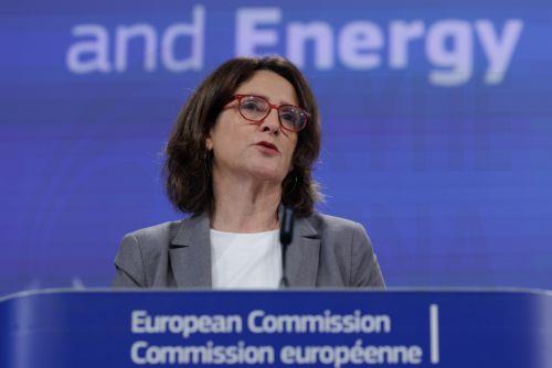 Η Τερέζα Ριμπέρα καταδικάζει την «άσκοπη βία» στη Μινεάπολη