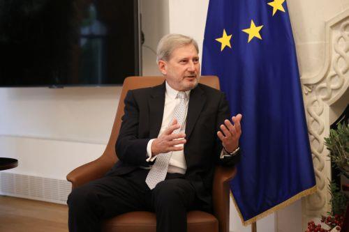 Παραίτηση Χαν από θέση ειδικού απεσταλμένου ΕΕ για Κυπριακό λόγω εκκρεμών υποχρεώσεων