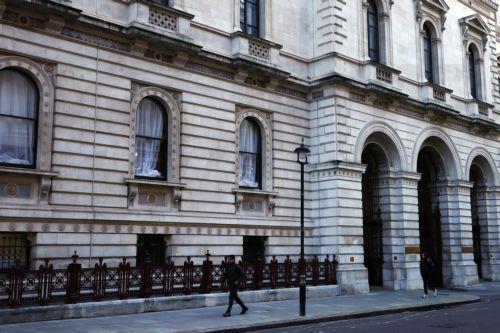 Στηρίζει τις ενέργειες για γεωτρήσεις στην Αν. Μεσόγειο, λέει το ΥΠΕΞ του ΗΒ