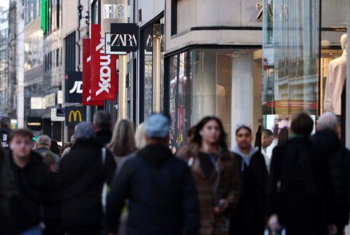 Registered unemployed down by 3.9% on an annual basis in December