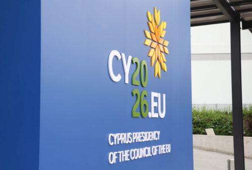 Την έναρξη της Κυπριακής Προεδρίας EE χαιρετίζουν θεσμοί της