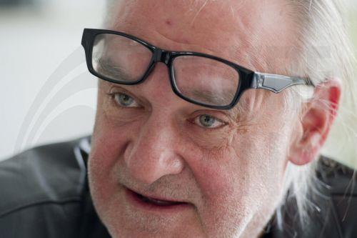 Πέθανε ο εμβληματικός Ούγγρος σκηνοθέτης Μπέλα Ταρ