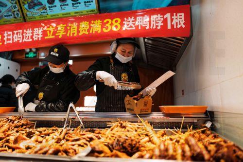 Με τον ταχύτερο ρυθμό στην τριετία αυξήθηκε ο πληθωρισμός στην Κίνα τον Δεκέμβριο