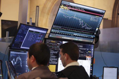 Με πτώση άνοιξε η Γουόλ Στριτ, στο κόκκινο και τα ευρωπαϊκά Χρηματιστήρια