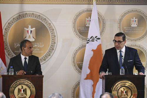 وزيرا خارجية قبرص ومصر يناقشان التعاون في مجال الطاقة والعلاقات بين الاتحاد الأوروبي ومصر