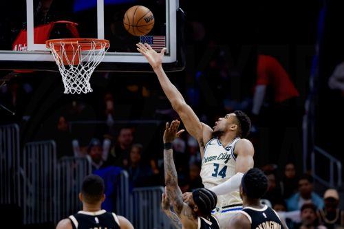 Θέλει τίτλο με Μπακς, αλλά αφήνει ανοικτή την αλλαγή πορείας, ο Αντετοκούνμπο